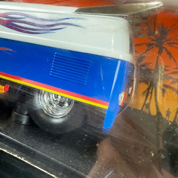 Customized VW Drag Bus Hot Wheels 1999 Vintage 1:18 Scale Diecast Collectible - Picture 8 of 9